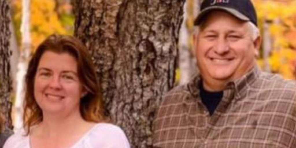 Tenant is suspect in fatal stabbing of parents inside Maine home - Vimarsana News