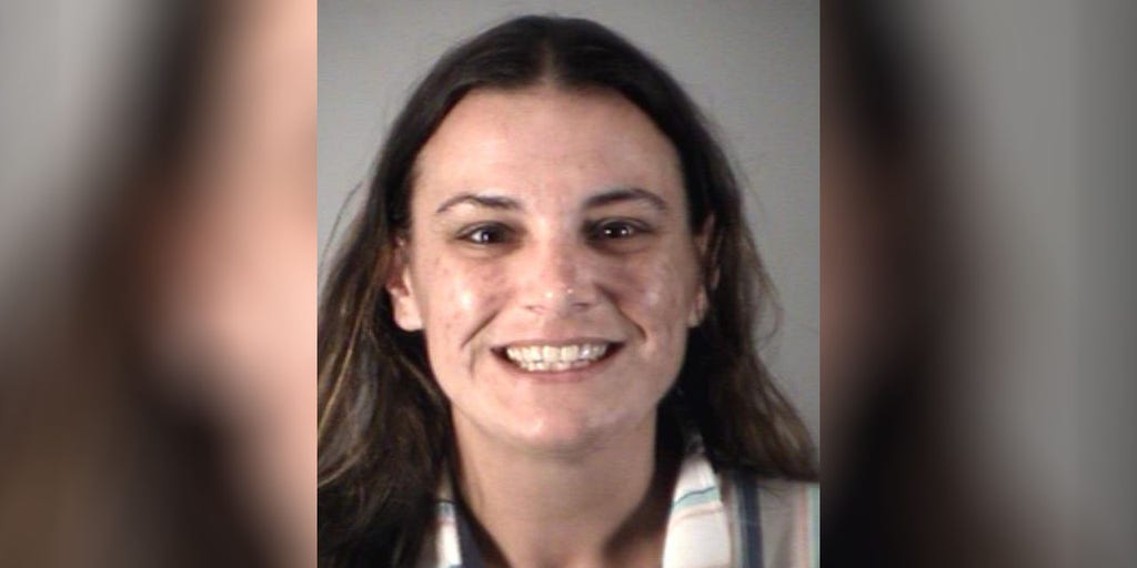Longhorn Steakhouse customer arrested after taking off shoes, harassing customers - Vimarsana News