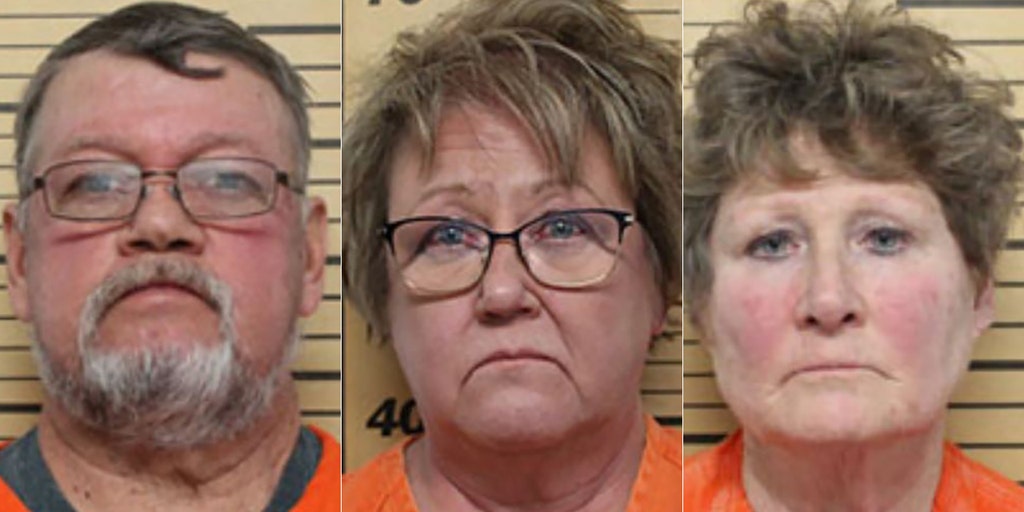 Iowa town's mayor, police chief, others linked to embezzlement scheme: report - Vimarsana News