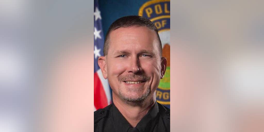 Virginia police officer shot, killed during traffic stop; suspect in custody: reports - Vimarsana News