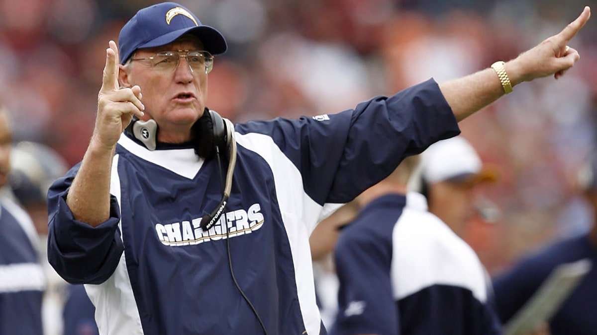 Chargers head coach Marty Schottenheimer on the sidelines. (Photo by Robert B. Stanton/NFLPhotoLibrary)