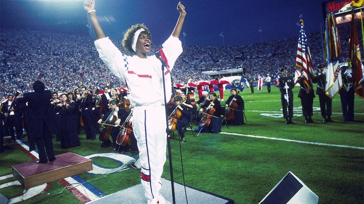 Whitney Houston performs national anthem