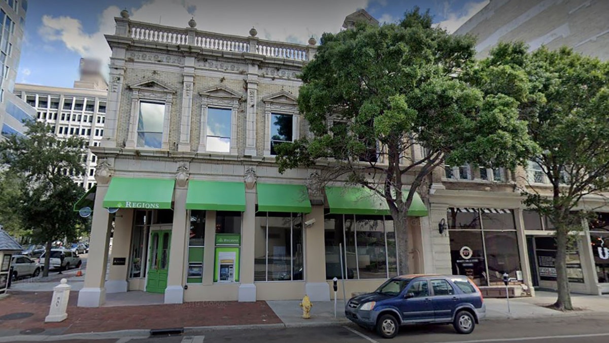 Regions Bank, located in downtown Jacksonville.?