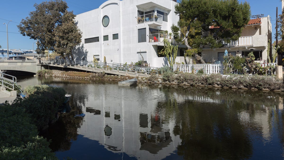 Hunter Biden is reportedly renting a home in Venice, Calif. for $25,000 per month.