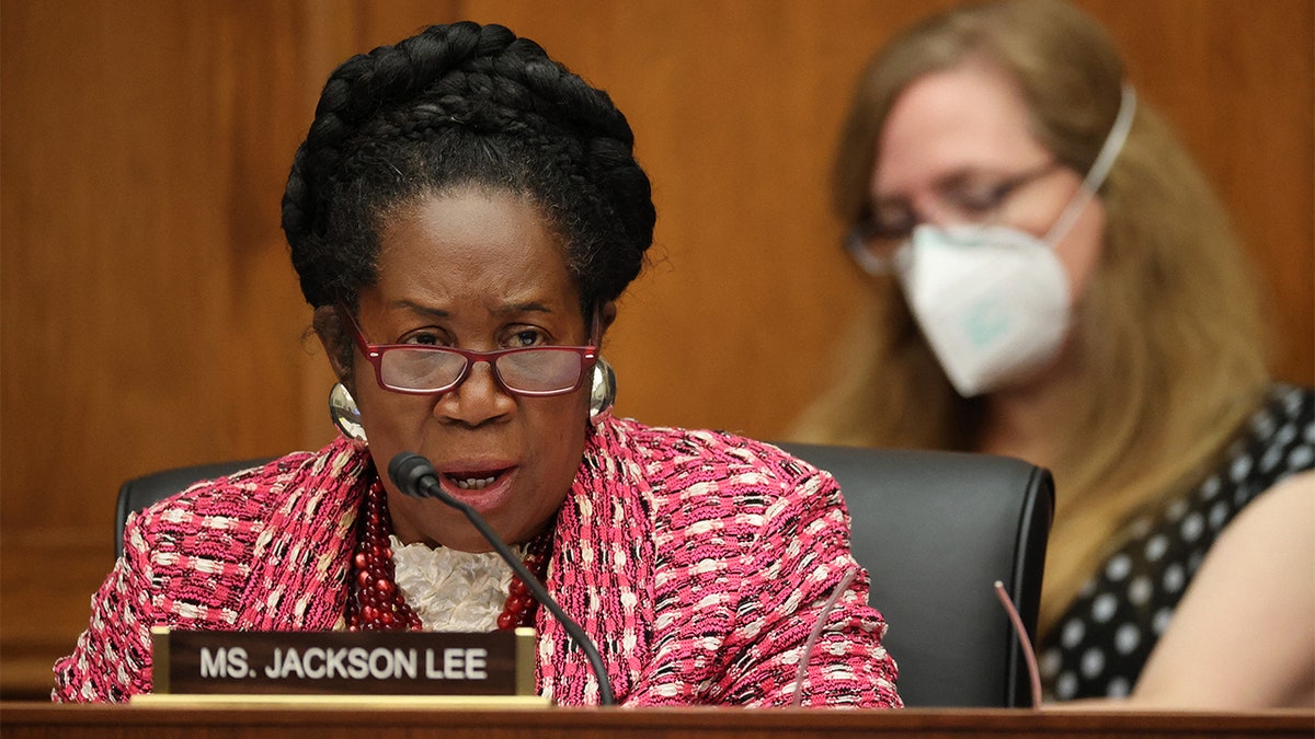 WASHINGTON, DC - SEPTEMBER 17: House Homeland Security Committee member Rep. Shelia Jackson Lee (D-TX) questions witnesses during a hearing on 'worldwide threats to the homeland' in the Rayburn House Office Building on Capitol Hill September 17, 2020 in Washington, DC. Photo by Chip Somodevilla/Pool/ABACAPRESS.COM