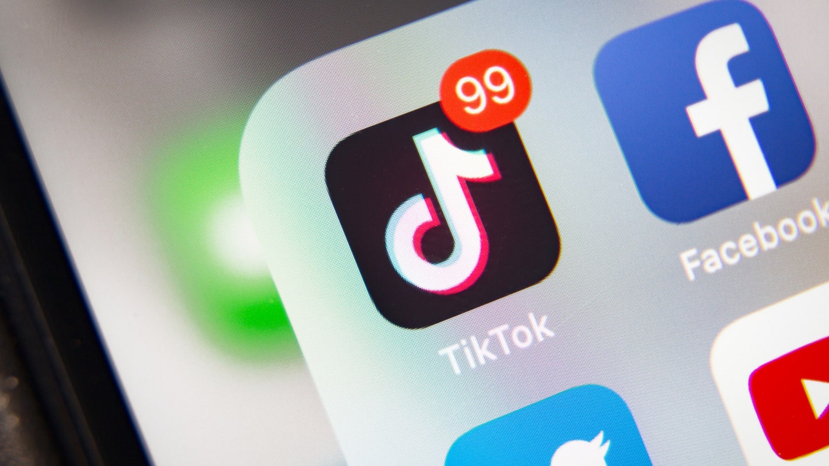 A TikTok balance challenge that men reportedly "can’t do" is taking social media by storm — and resulting in some pretty hilarious pratfalls.