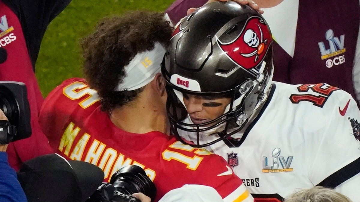 WBZ / CBS News Boston - Attention, football fans: You'll be able to watch  Tom Brady and the Buccaneers vs. Patrick Mahomes and the Chiefs this Sunday  on WBZ-TV!