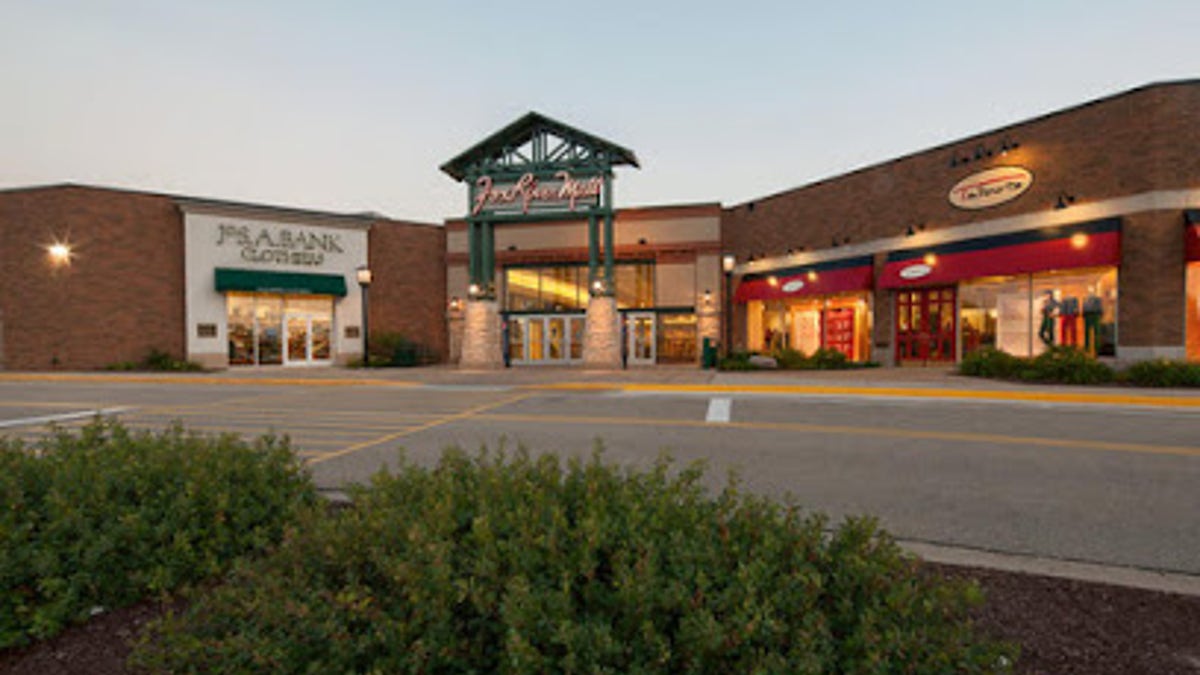 A shooting at the Fox River Mall in Grand Chute, Wisc. resulted in the death of one person and wounding of another, police said. The suspect fled following the 3:30 p.m. shooting. (Google maps)