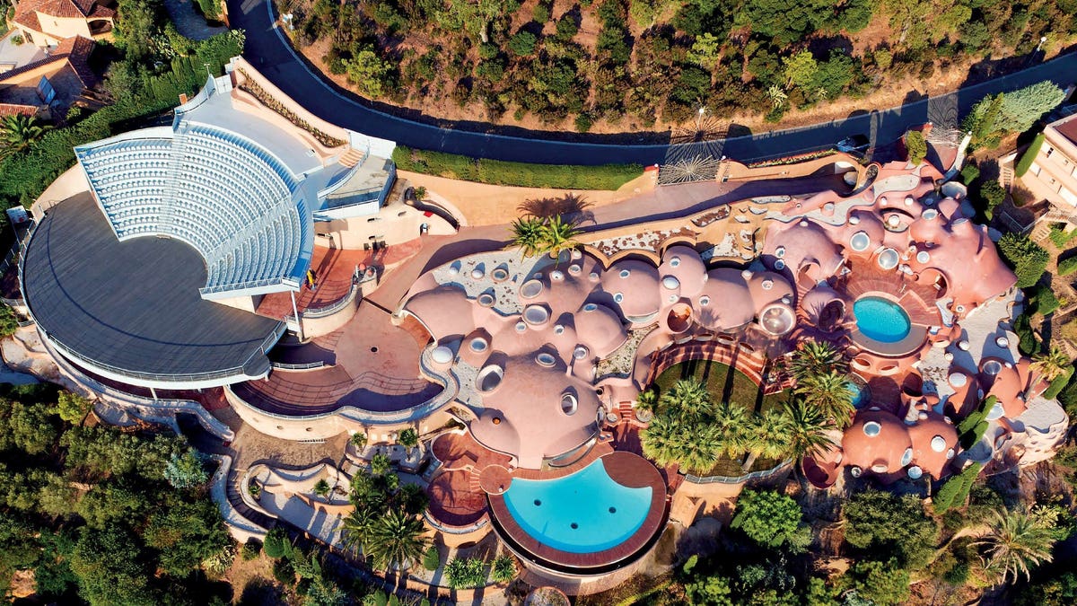 An aerial view of the surreal home.