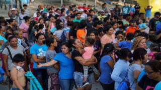 Biden administration to allow 25,000 asylum-seekers to cross US-Mexico border while cases are pending