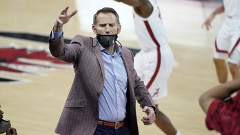 Petty, No. 11 Alabama hold off South Carolina 81-78