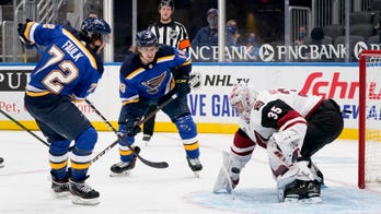 Blues defeat Coyotes 4-3, extend winning streak to 4 games