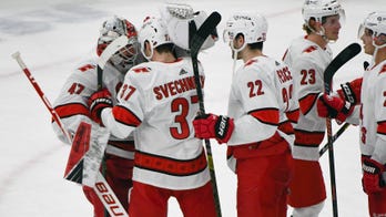 Svechnikov, Hurricanes beat Blackhawks 4-3 in shootout