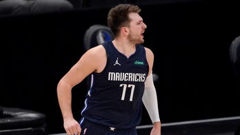 Doncic tops Curry in duel as Mavericks beat Warriors 134-132