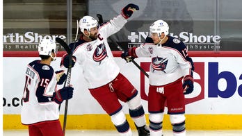 Blue Jackets use 4-goal third period to beat Blackhawks 6-5
