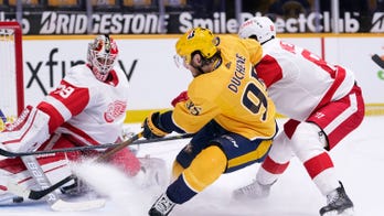 Fabbro's late goal lifts Predators over Red Wings, 3-2