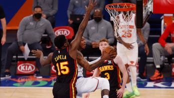 Randle scores 44 points, Knicks beat slumping Hawks 123-112