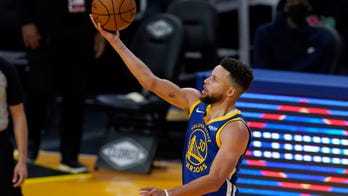 Curry nets 36, Warriors deal Cavs 8th straight loss, 129-98