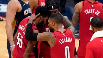 Lillard has 43, go-ahead score as Blazers edge Pelicans