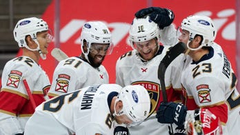 Patric Hornqvist scores twice, Panthers rout Red Wings 7-2