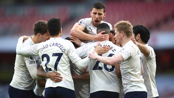 Man City earns 18th straight win, Spurs lose again in EPL