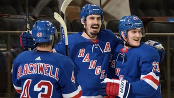 Strome, Kreider lead Rangers to 6-2 win over Bruins