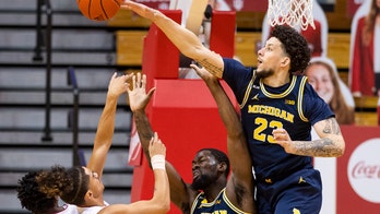 No. 3 Michigan continues to roll with 73-57 win at Indiana