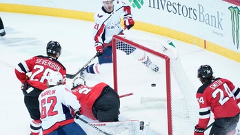 Washington Capitals take 3-0 lead, beat NJ Devils 5-2