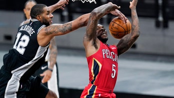 DeMar DeRozan has 32 points, 11 assists in Spurs' victory