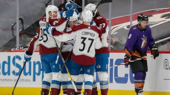 Avalanche beat Coyotes 6-2, sweep 2-game series