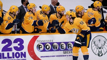 Saros stops 28 and Predators defeat Blue Jackets 3-1