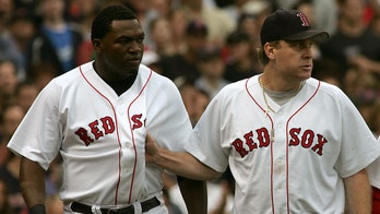 David Ortiz backs Curt Schilling in Hall of Fame debate: 'He should be in'