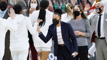 No. 4 South Carolina, Cooke power past Alabama 87-63