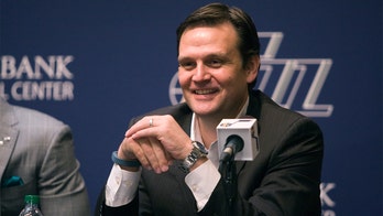 Jazz exec Dennis Lindsey denies bigotry allegations from ex-player