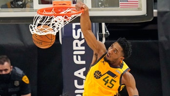 Jazz set records for 3s in 132-110 rout of Hornets
