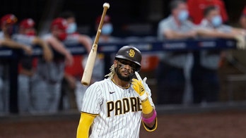 Padres, Fernando Tatis Jr. sign 14-year 'statue contract'