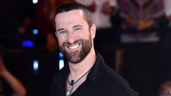 'Saved by the Bell' star Dustin Diamond dead at 44 after battle with stage 4 cancer
