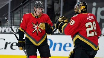 Whitecloud scores late, lifts Vegas to 5-4 win over Ducks