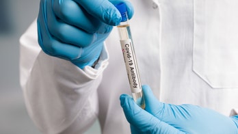 CDC urges labs to use COVID tests that can differentiate from flu