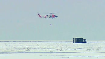 66 ice fishermen rescued from ice floes on Wisconsin bay