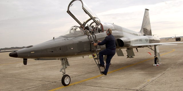 A T-38C-like claw crashed at Shepard Air Force Base in Texas on May 1.