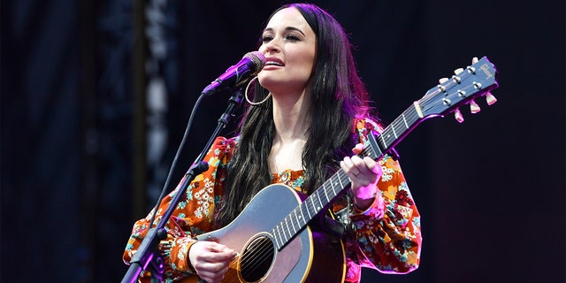 Kacey Musgraves performed nude at the season 47 premiere of 