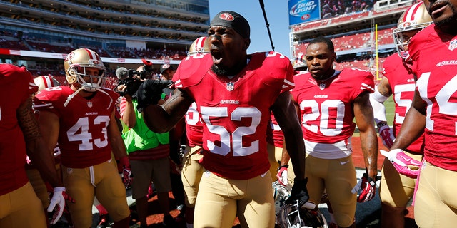 Patrick Willis (No.52) of the San Francisco 49ers returns the team before the game against the Kansas City Chiefs at Levi Stadium on October 5, 2014 in Santa Clara, Calif. (Michael Zagaris / San Francisco 49ers / Getty Images)