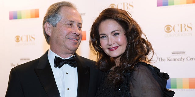 Actress Lynda Carter and businessman Robert A. Altman married in 1984. They remained together until her death.
