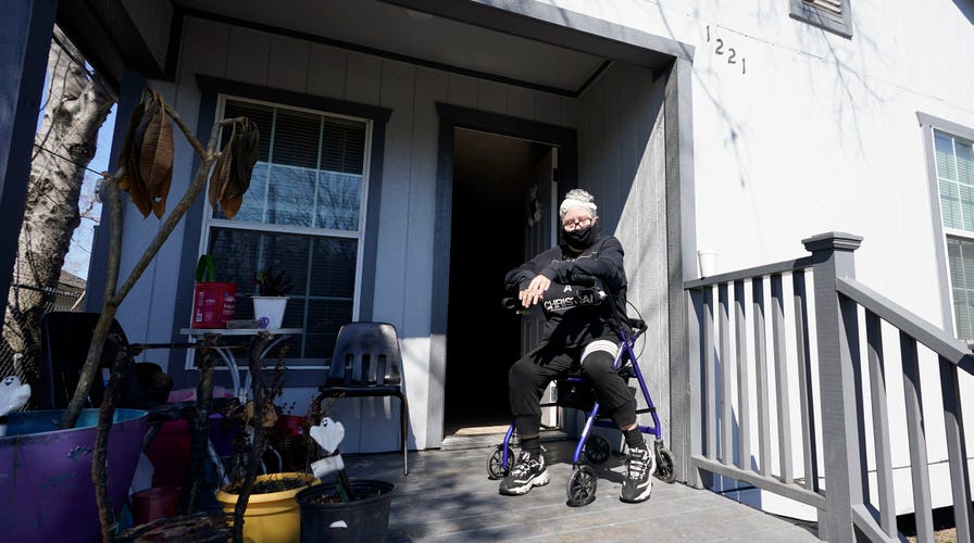 Fox News Flash top headlines for February 19