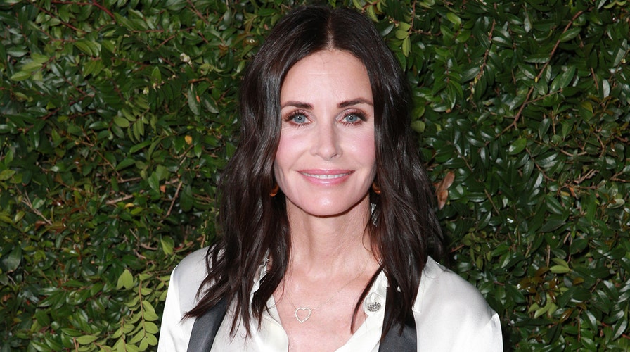 Courteney Cox's daughter recreates mom's 1998 red carpet look in side-by-side Instagram photo