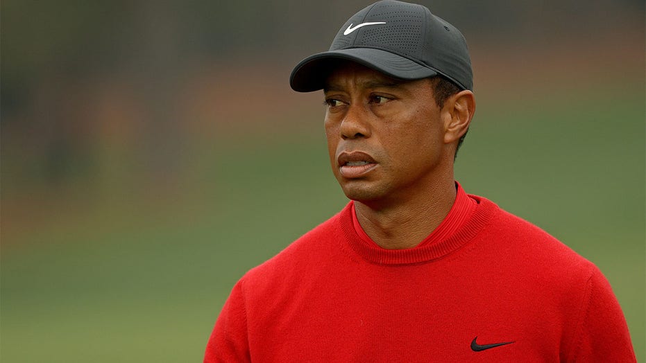 Celebrities react to Tiger Woods' car crash 'Prayers up for the GOAT