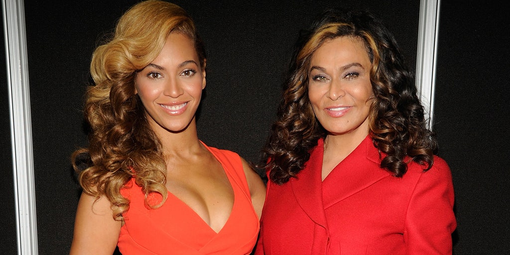 Beyonce Knowles Porn Anal - BeyoncÃ©'s mom Tina Knowles-Lawson corrects singer's Grammy acceptance  speech: 'I am so proud' | Fox News