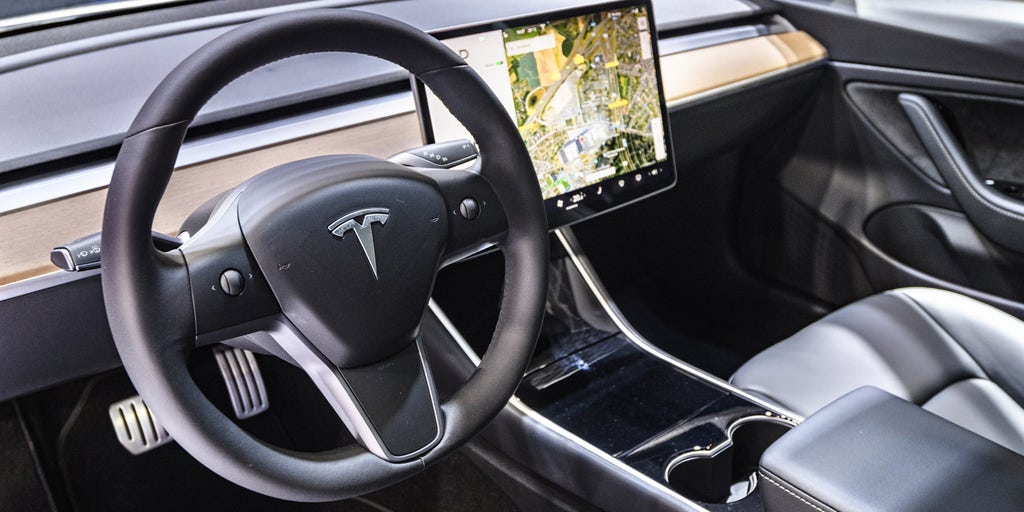 tesla-self-driving-.jpg?ve=1&tl=1