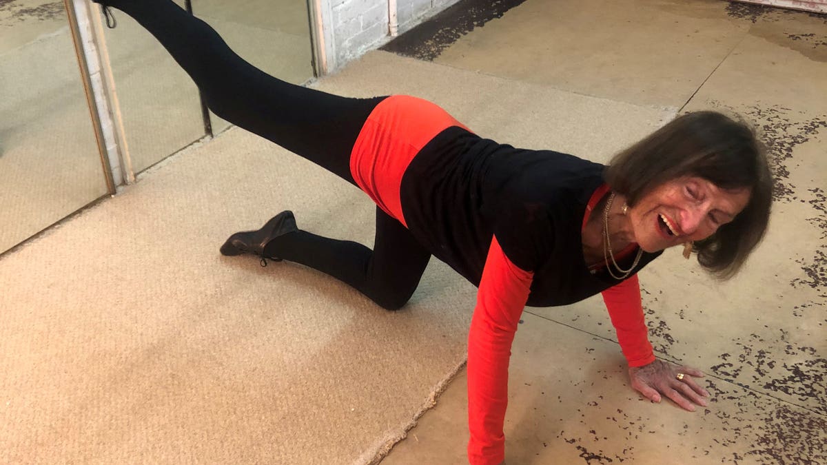 Now, Dinkie is raising money for the NHS – dedicating herself to six workouts per week right up until her birthday on May 7.